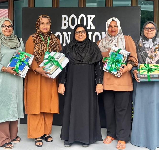 Campus Manager accepting book donations